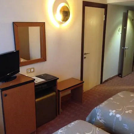Hotel Artic 3*