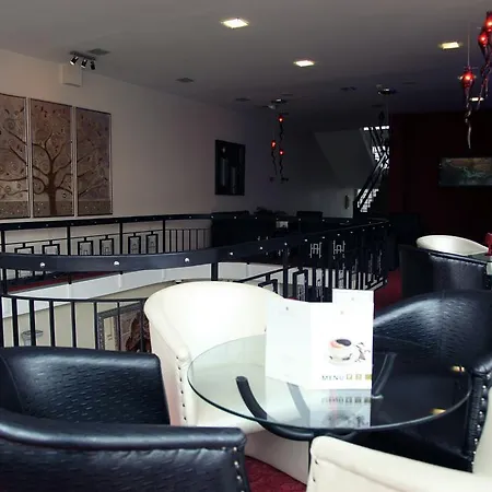 Hotel Artic 3*